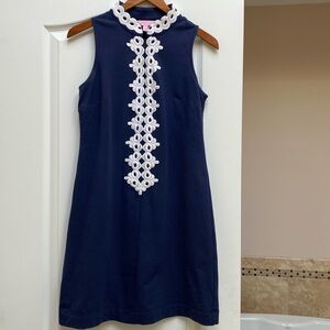 Lily Pulitzer navy shift dress with white lace detail, size Small